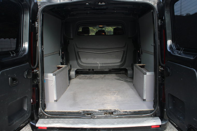 Vehicle Image 13