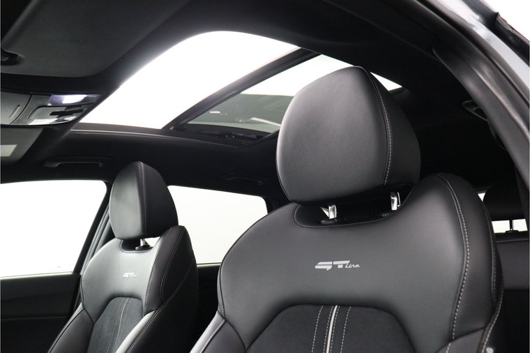 Vehicle Image 38