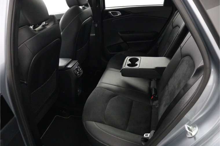Vehicle Image 39