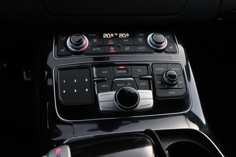 Vehicle Image 35