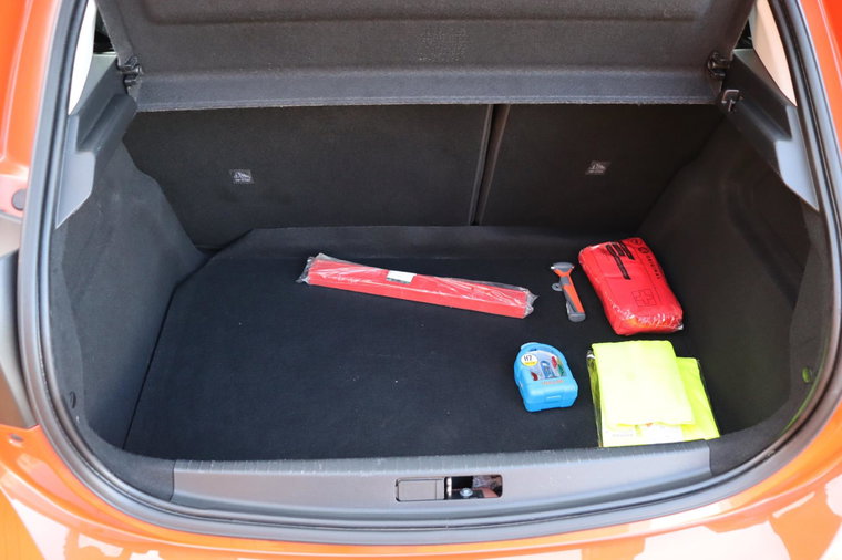 Vehicle Image 22