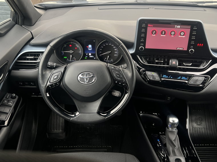 Vehicle Image 12