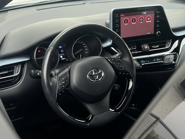 Vehicle Image 10