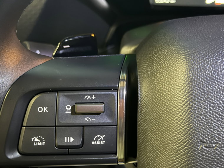 Vehicle Image 33