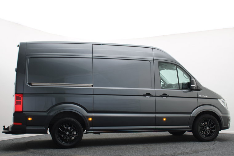 Vehicle Image 21