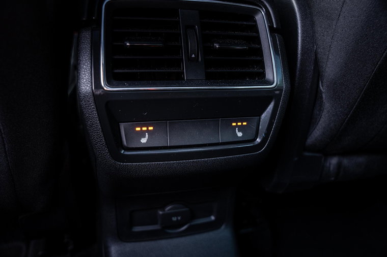 Vehicle Image 50