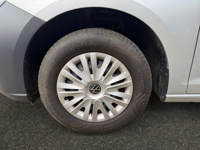 Vehicle Image 22