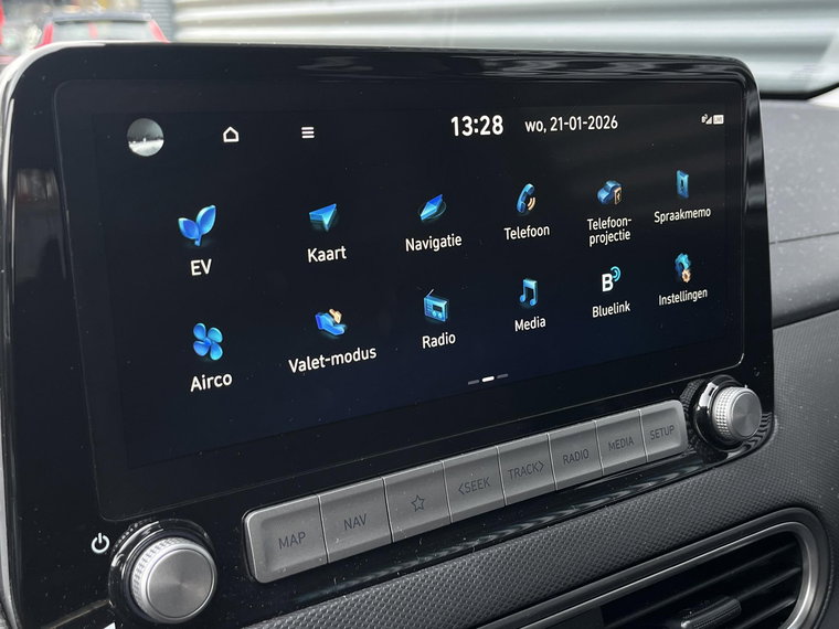 Vehicle Image 32