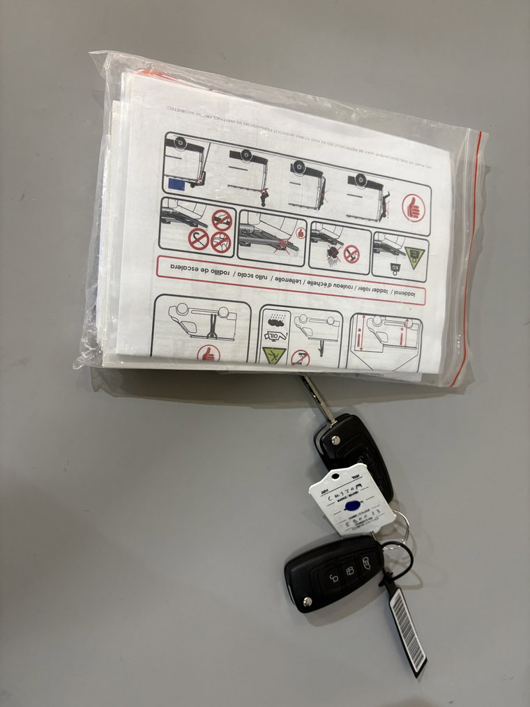 Vehicle Image 18