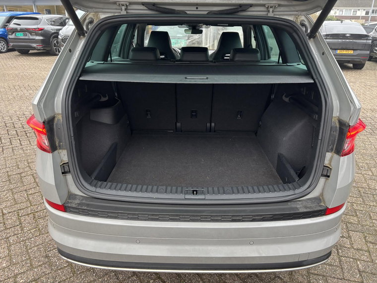 Vehicle Image 30