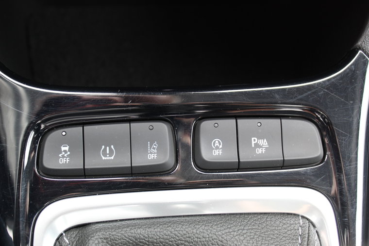 Vehicle Image 24