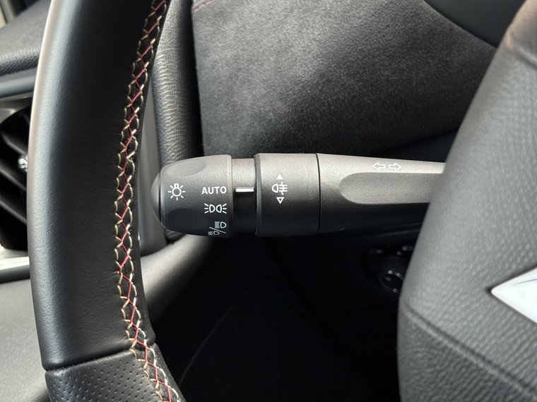 Vehicle Image 24