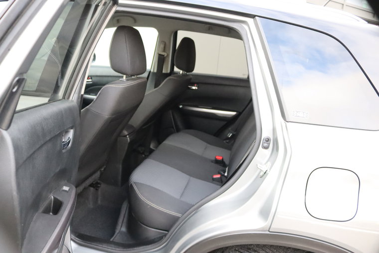 Vehicle Image 13