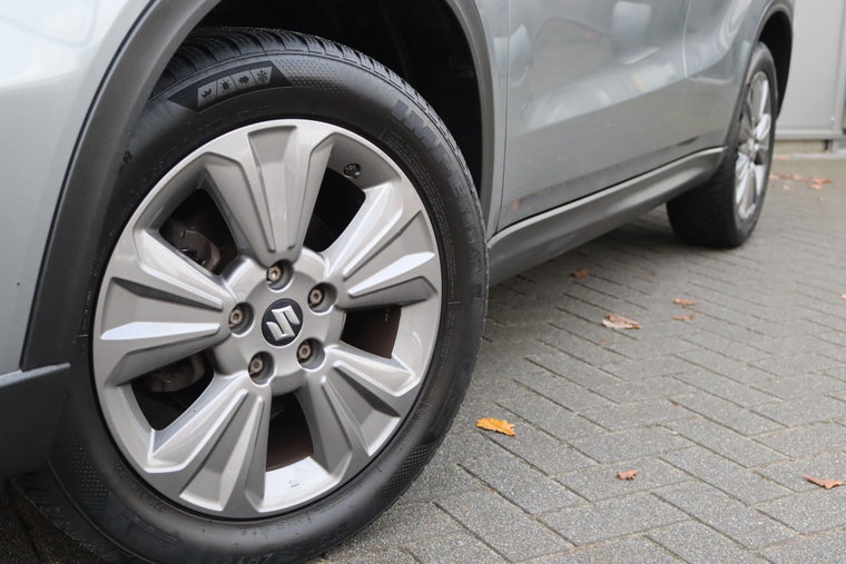 Vehicle Image 30