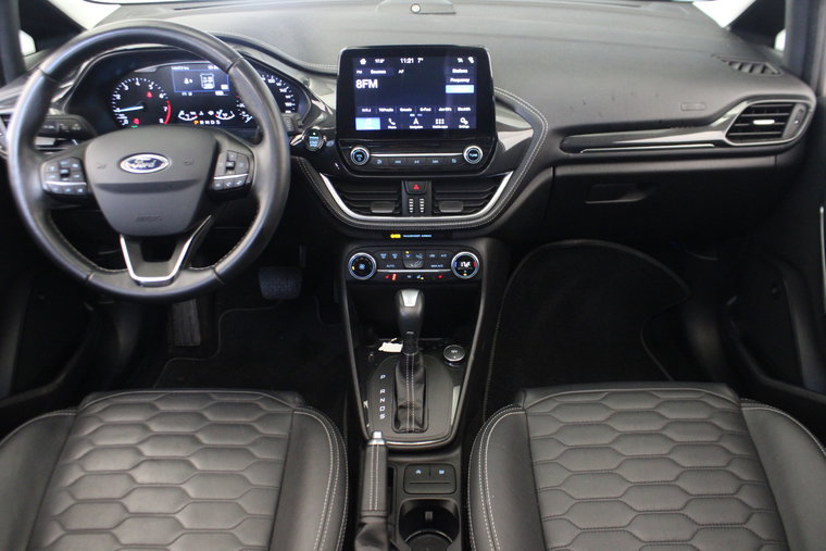 Vehicle Image 11