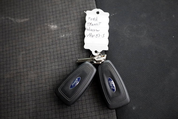Vehicle Image 6