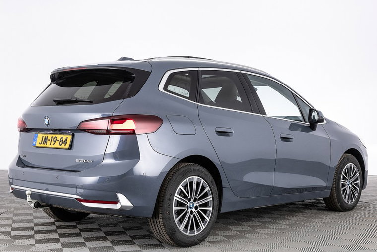 Vehicle Image 50