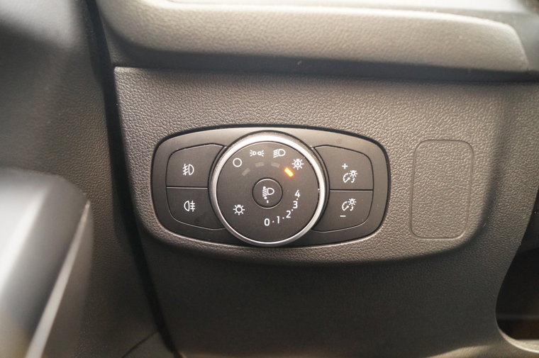 Vehicle Image 24