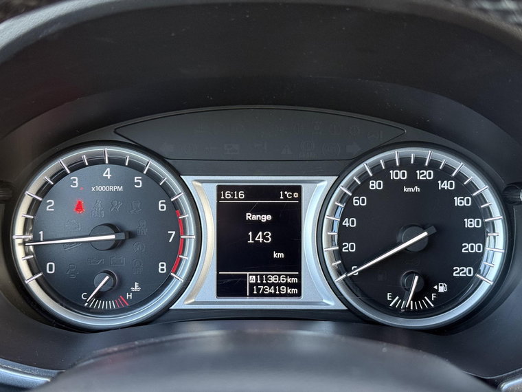 Vehicle Image 23