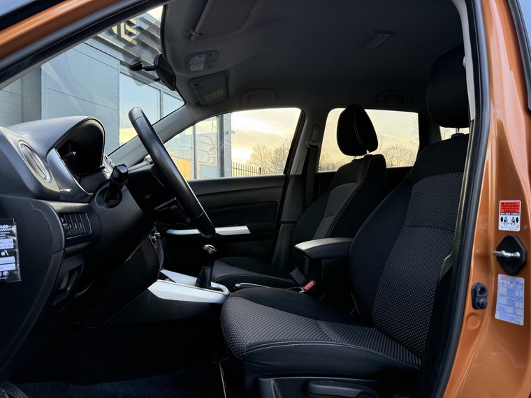 Vehicle Image 7