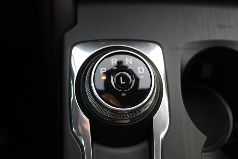 Vehicle Image 24
