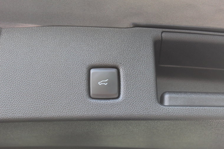 Vehicle Image 38