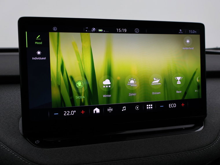 Vehicle Image 48