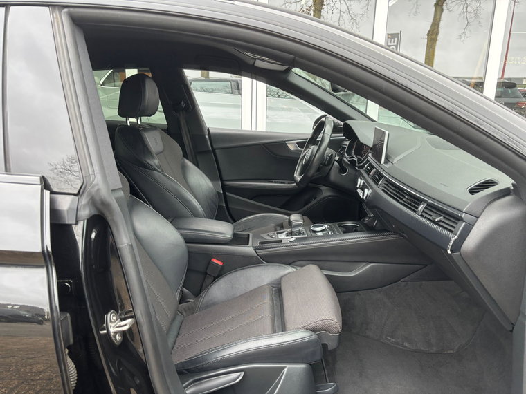 Vehicle Image 31