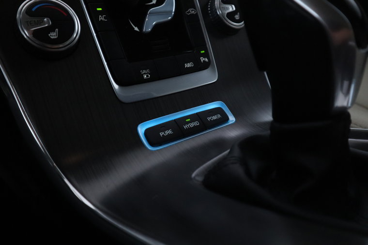 Vehicle Image 23