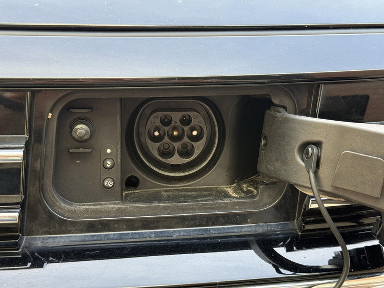 Vehicle Image 60
