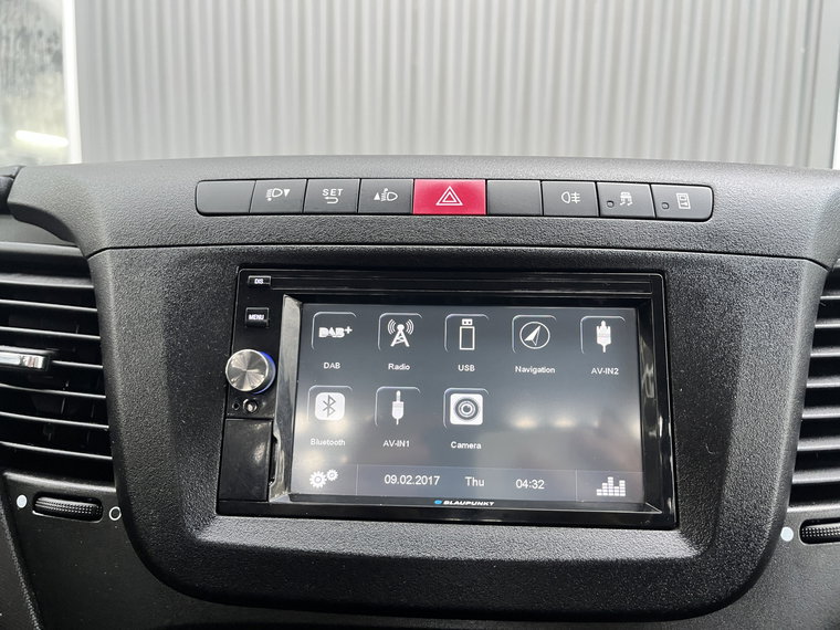 Vehicle Image 35