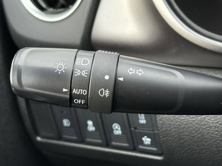 Vehicle Image 39