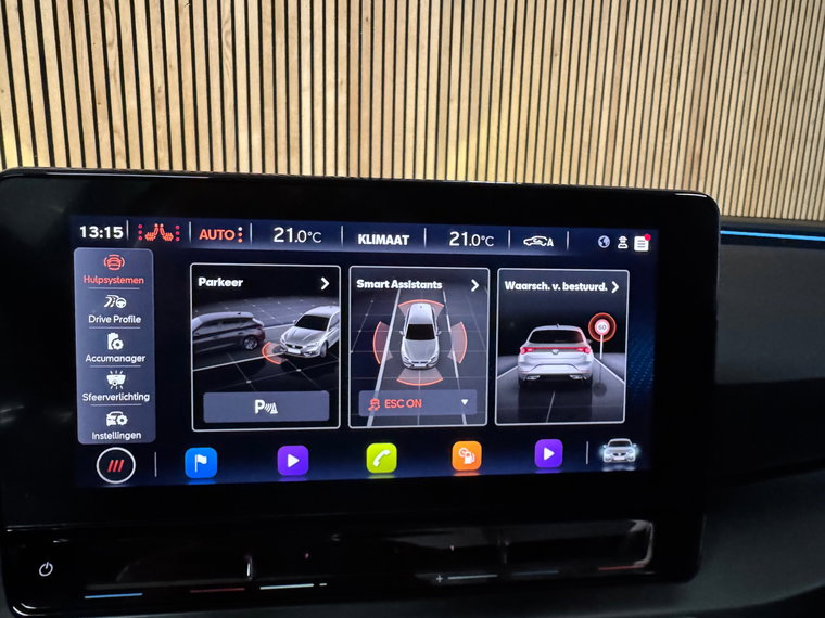 Vehicle Image 35
