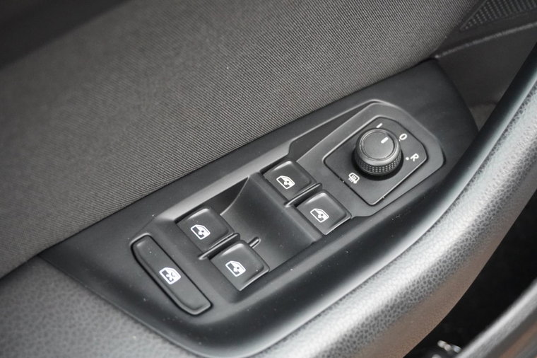 Vehicle Image 31