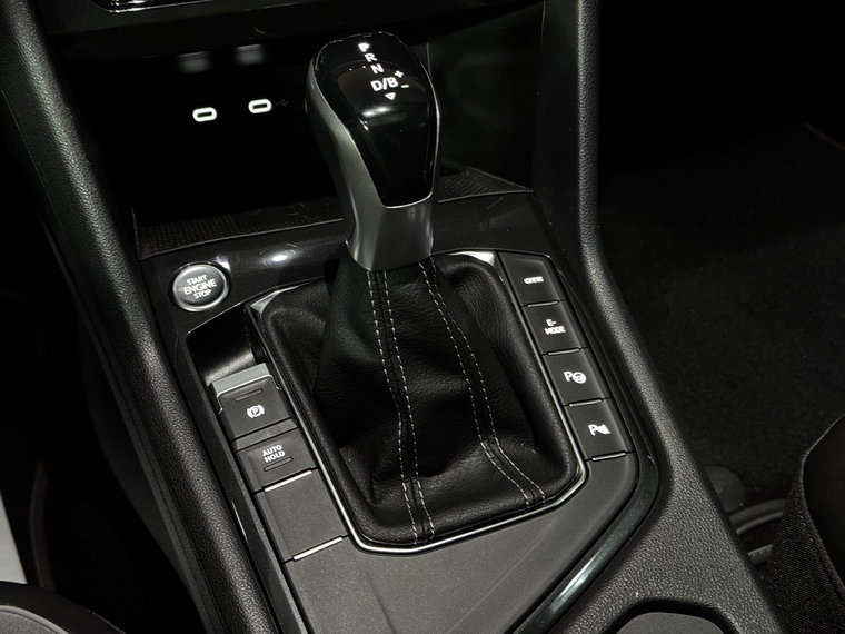 Vehicle Image 27