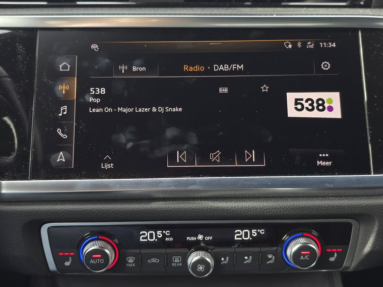 Vehicle Image 28
