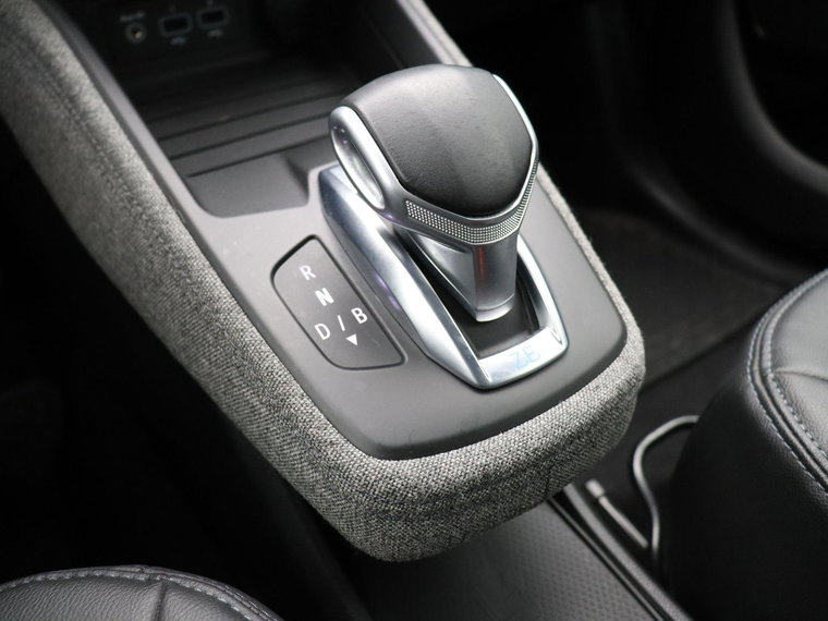 Vehicle Image 33