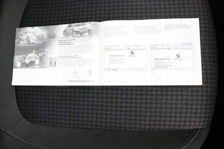 Vehicle Image 38