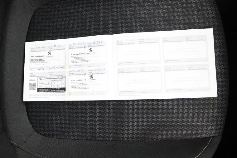 Vehicle Image 39