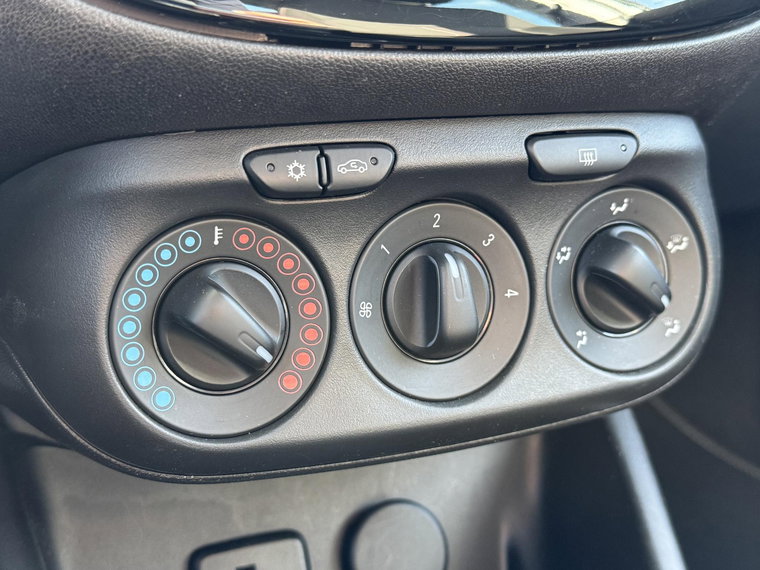 Vehicle Image 26