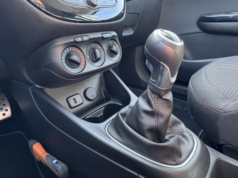 Vehicle Image 27