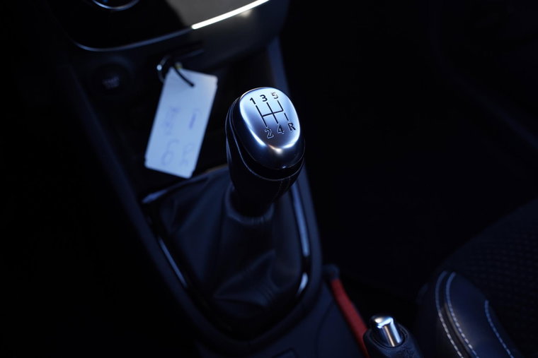 Vehicle Image 40