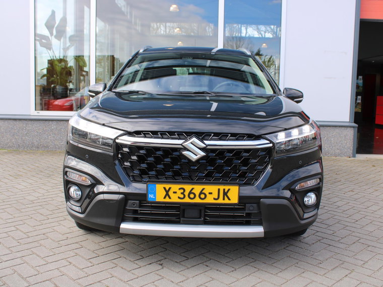Vehicle Image 11