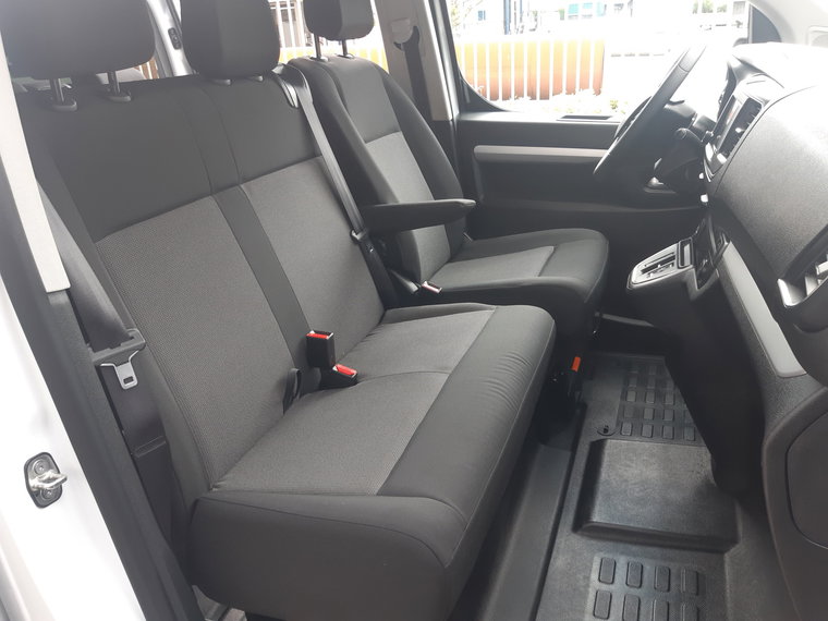 Vehicle Image 41