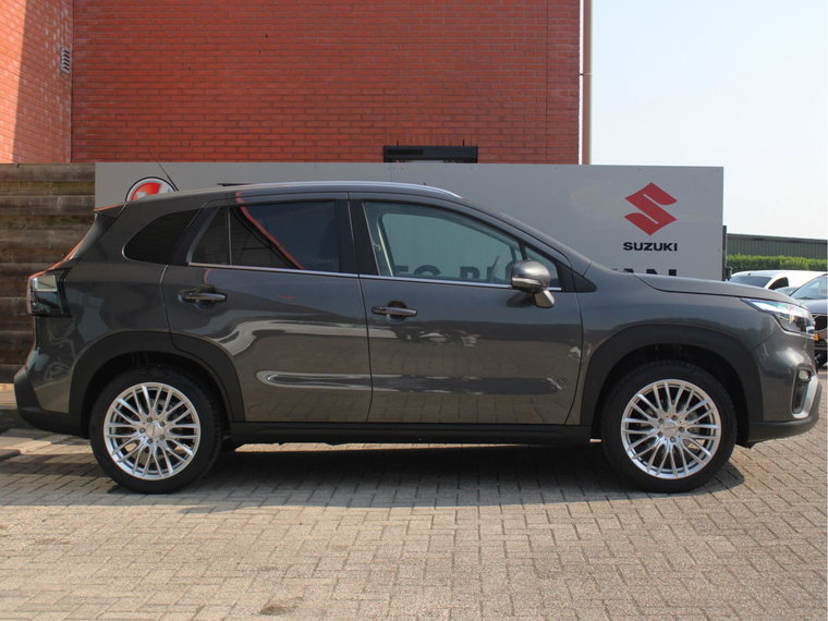 Vehicle Image 12