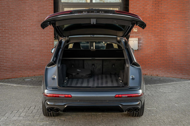 Vehicle Image 30