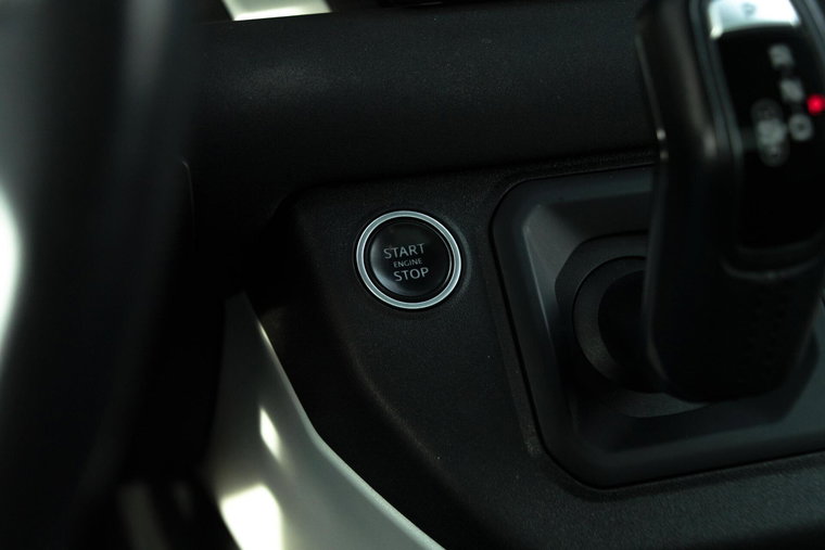 Vehicle Image 28