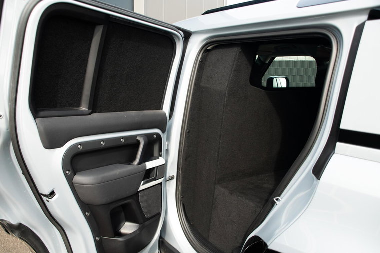 Vehicle Image 8