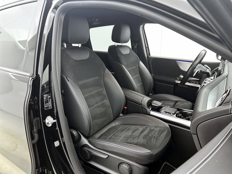 Vehicle Image 39