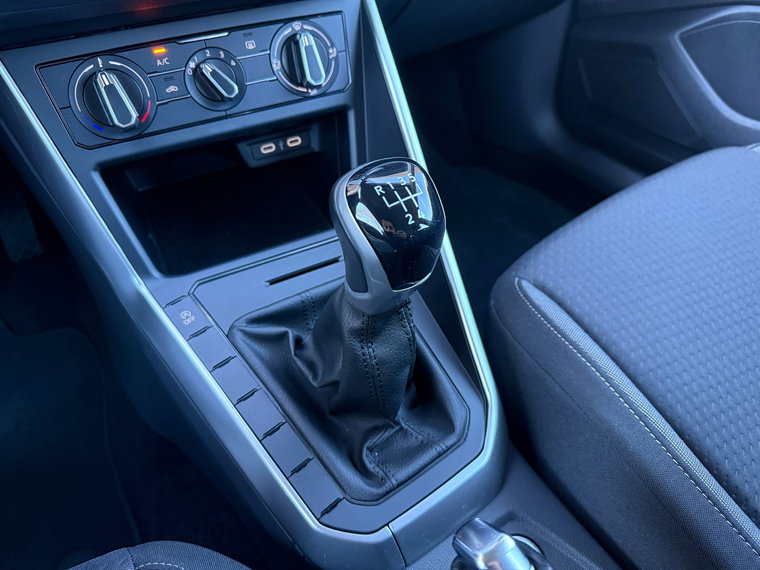 Vehicle Image 39